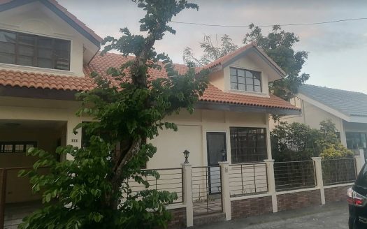 FOR SALE 2-STOREY HOUSE IN SAN JOSE VILLAGE 2
